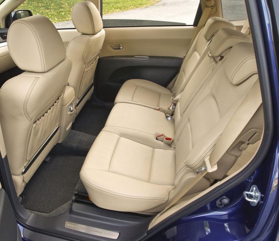  Subaru Tribeca 2010 года  (фото 14 из 23)